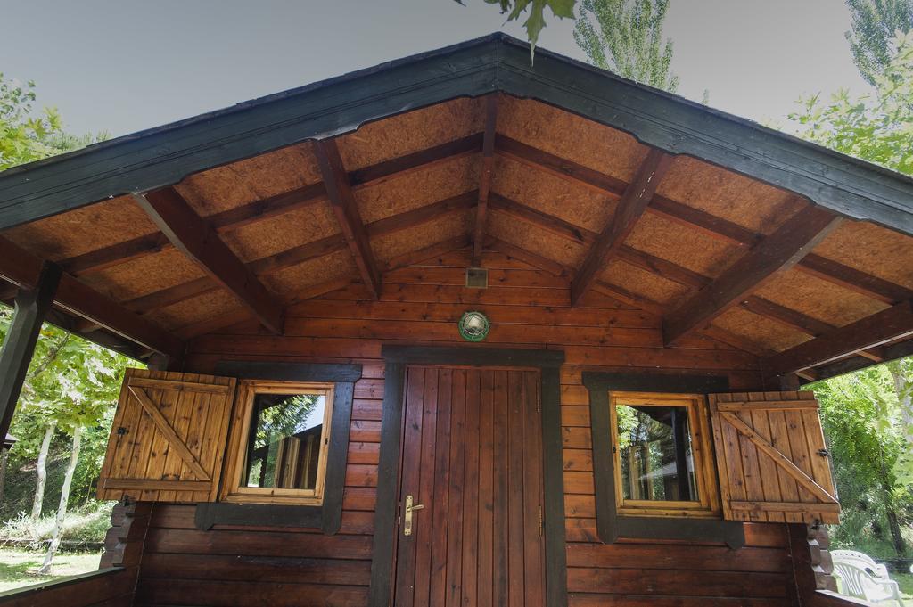 Camping & Bungalows Ligueerre De Cinca Kültér fotó