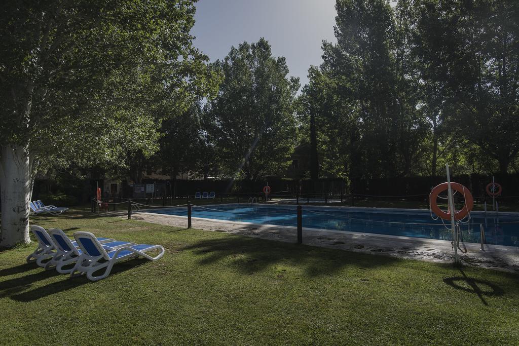 Camping & Bungalows Ligueerre De Cinca Kültér fotó